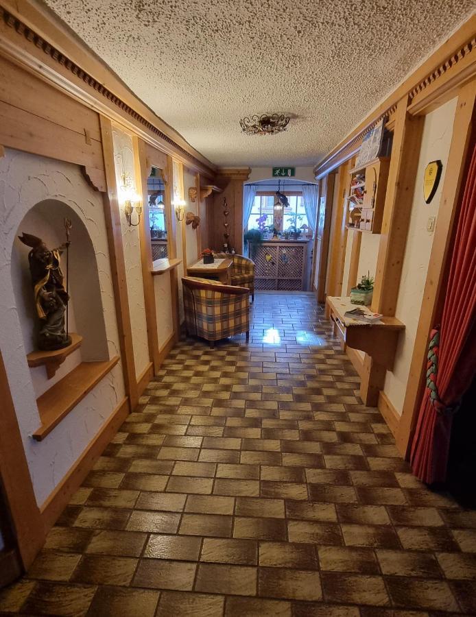 Hotel Garni Friedheim Санкт-Антон-ам-Арльберг Экстерьер фото